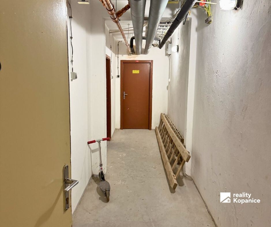 Predaj - 2 izb. byt, Rezedova, Bratislava — foto 18