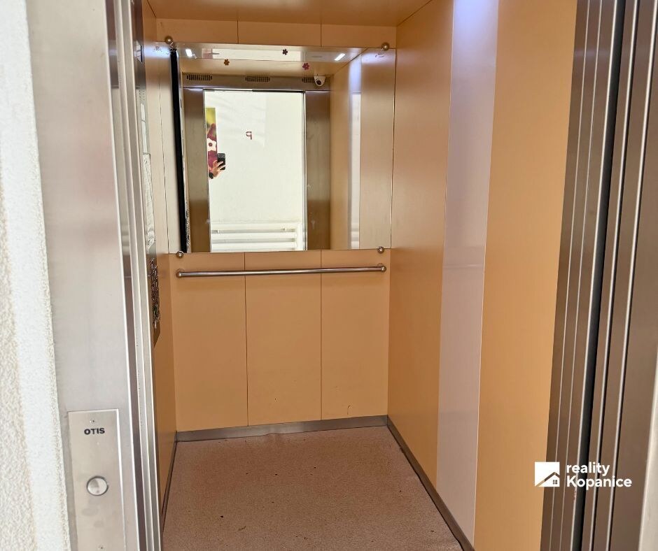 Predaj - 2 izb. byt, Rezedova, Bratislava — foto 19
