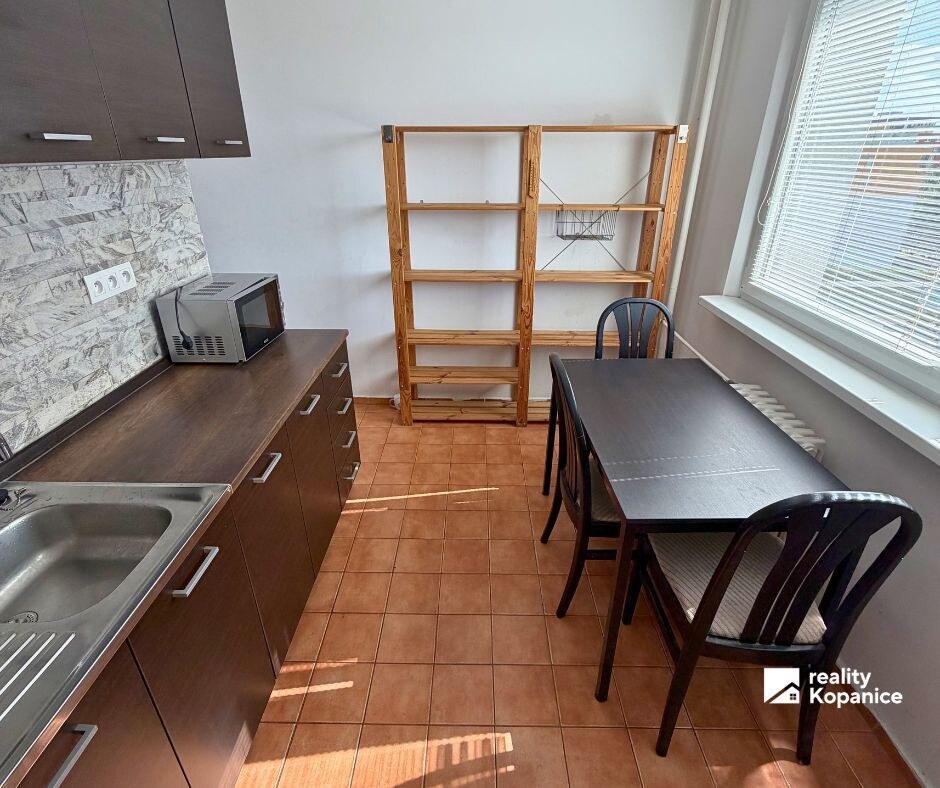 Predaj - 2 izb. byt, Rezedova, Bratislava — foto 6