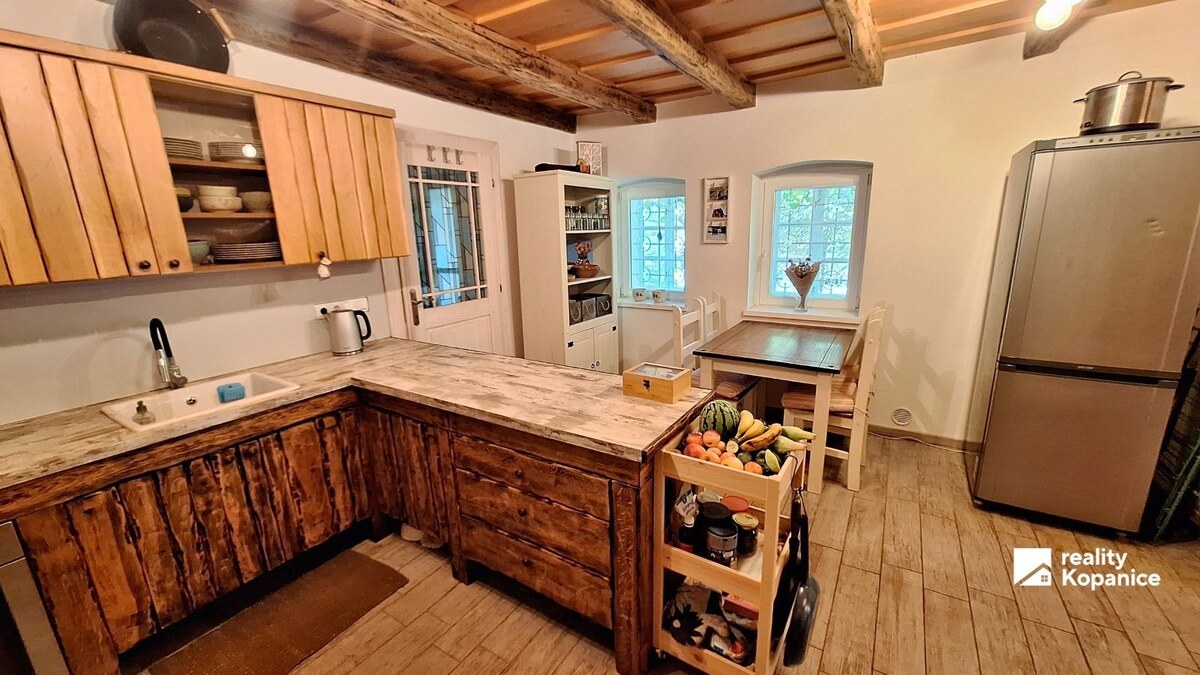 Farma pre kone a malá vidiecka chalupa, Ducové, okr. Piešťany — foto 12