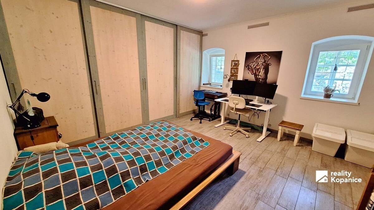 Farma pre kone a malá vidiecka chalupa, Ducové, okr. Piešťany — foto 15