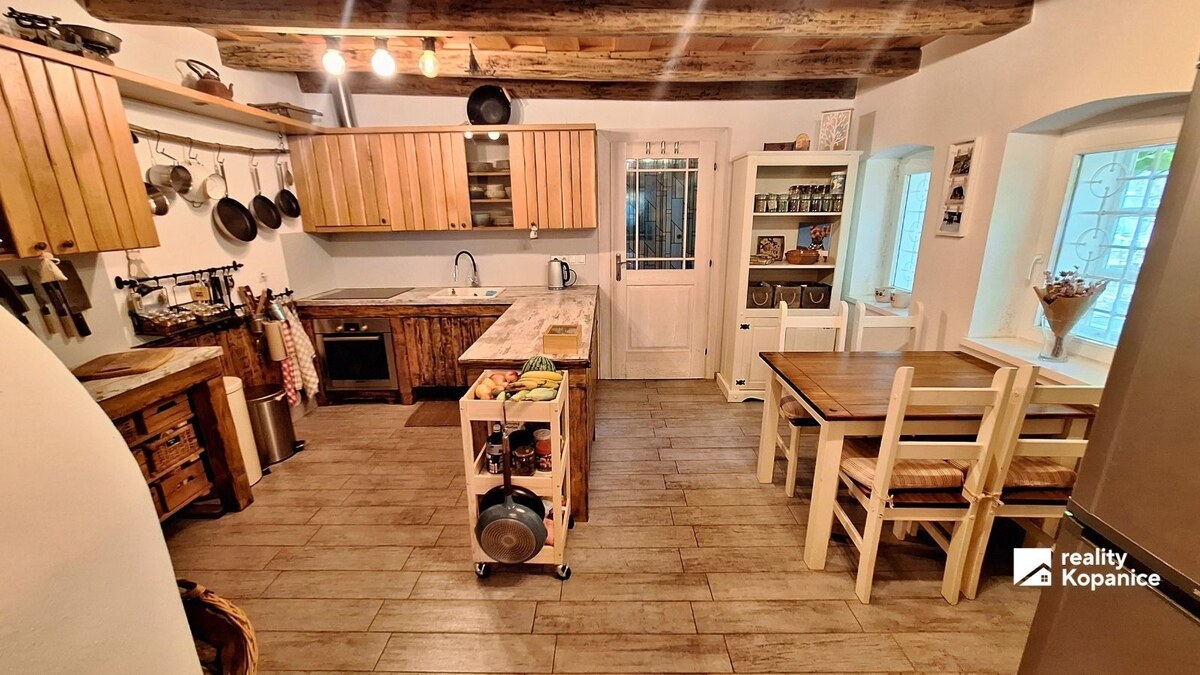Farma pre kone a malá vidiecka chalupa, Ducové, okr. Piešťany — foto 10