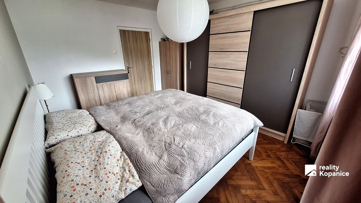 Kompletne zrekonštruovaný 3-izbový byt + vlastná záhrada, Košariská — foto 22