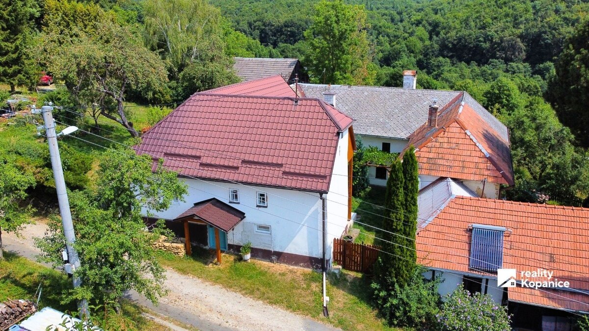 Tadičná kopaničiarska chalupa Lubina – Hrnčiarové | 3 izby | pozemok 1 163 m² — foto 2