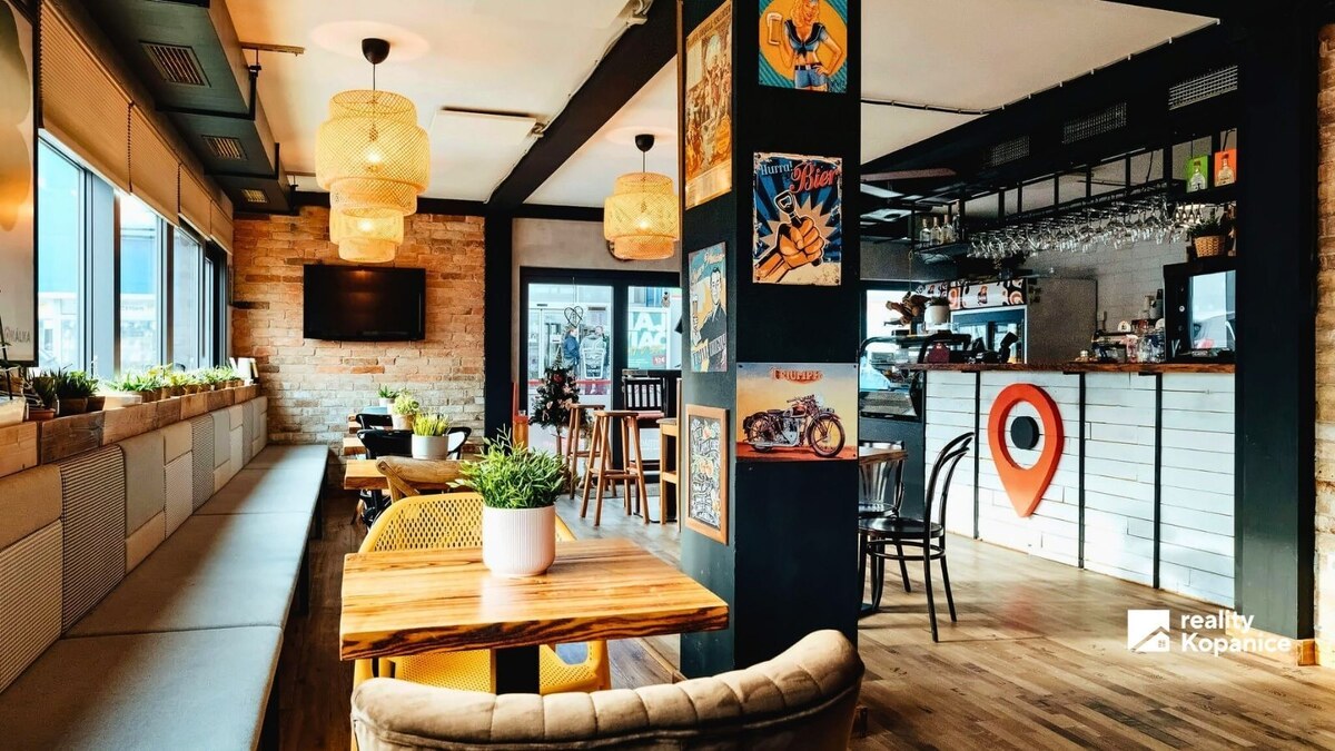 Kaviareň dnes. Zajtra kancelária, showroom, glamping alebo modulárne bývanie. — foto 2