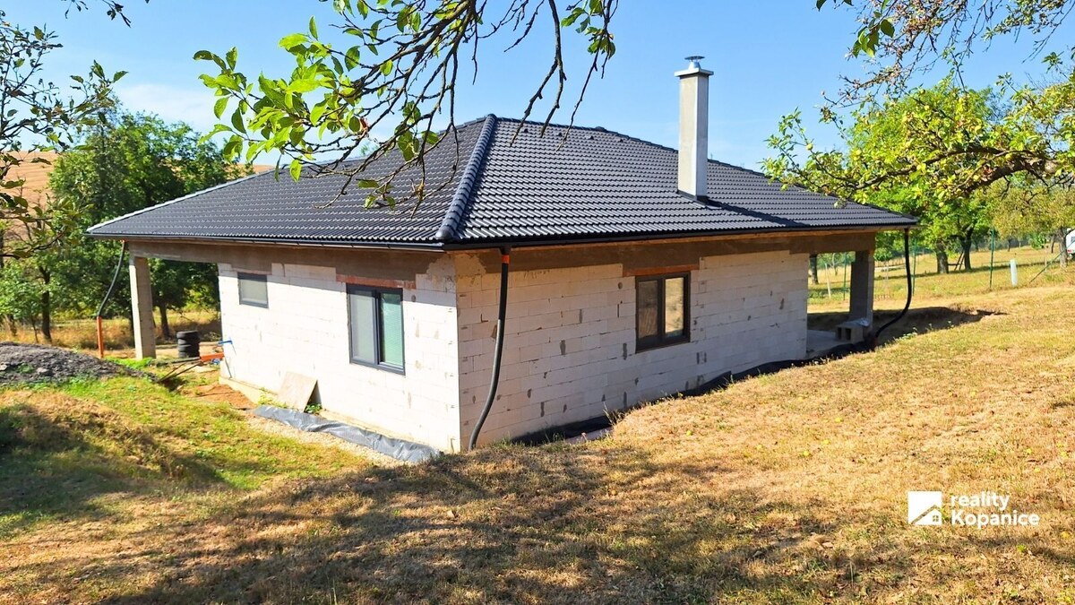 Novostavba rodinného domu – bungalov  Polianka — foto 2