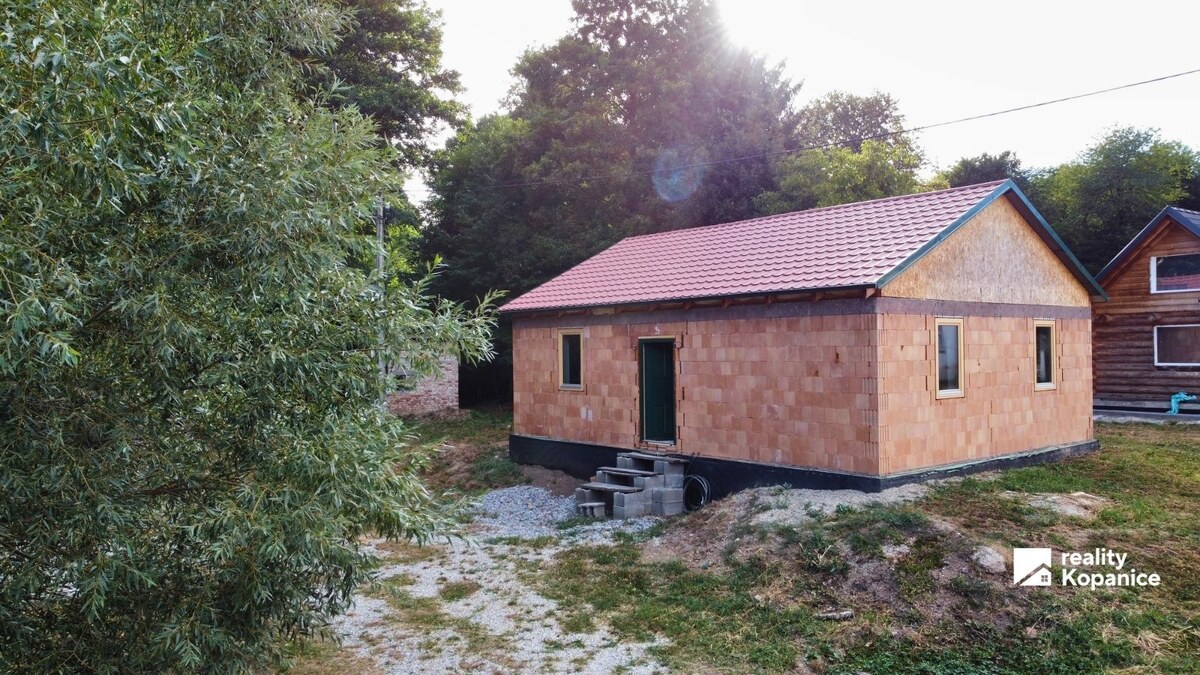 Novostavba rodinného domu – malý bungalov Jablonka — foto 6