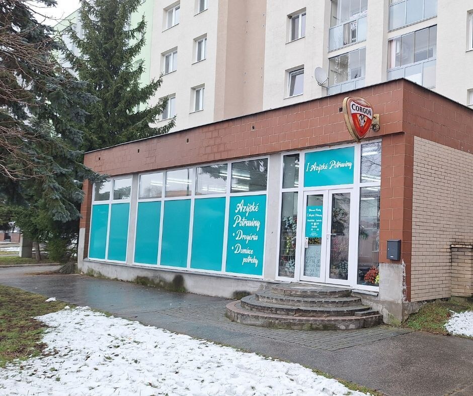 Prenájom veľkorysého priestoru s rampou a kompletným zázemím — foto 20