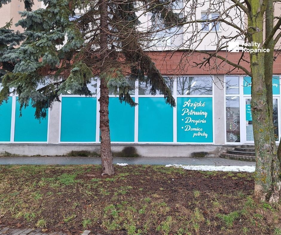 Prenájom veľkorysého priestoru s rampou a kompletným zázemím — foto 3