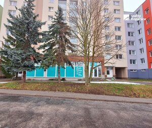 Prenájom veľkorysého priestoru s rampou a kompletným zázemím — foto 2