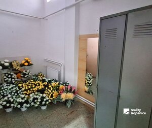 Prenájom veľkorysého priestoru s rampou a kompletným zázemím — foto 17