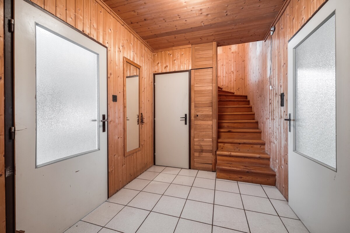 5 izb RD na priestrannom pozemku s garážou v Hrubej Borši — foto 6
