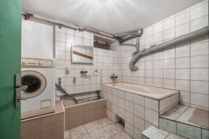5 izb RD na priestrannom pozemku s garážou v Hrubej Borši — foto 16
