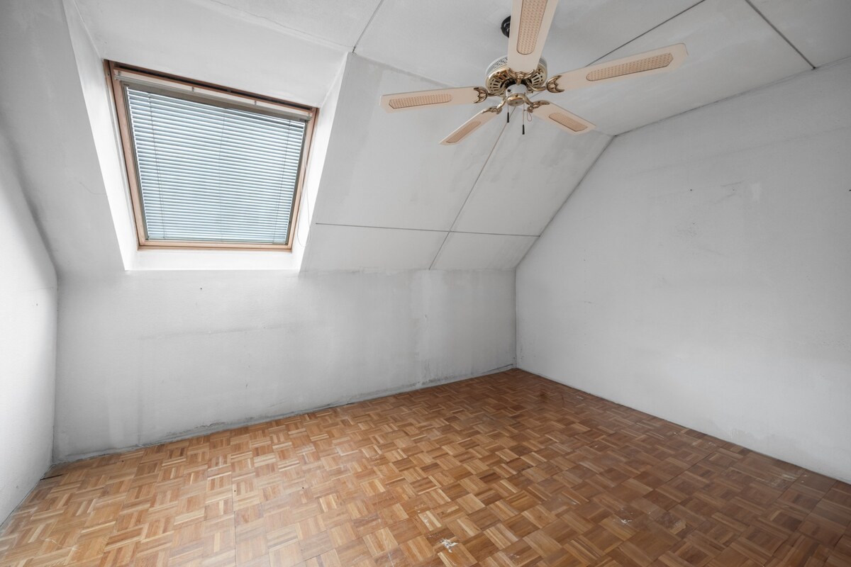 5-izbový dom Hrubá Borša – garáž, 2 terasy, suterén, pozemok 712 m². — foto 13