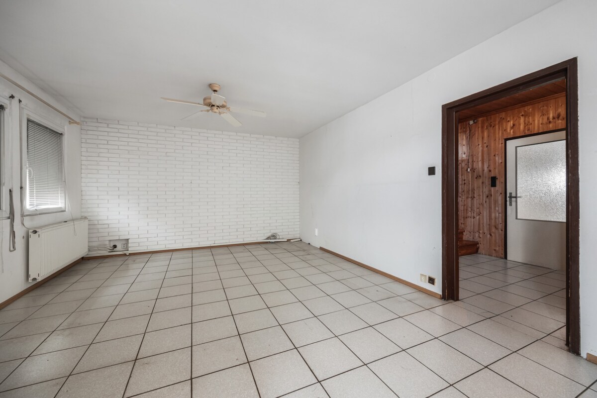 5-izbový dom Hrubá Borša – garáž, 2 terasy, suterén, pozemok 712 m². — foto 6