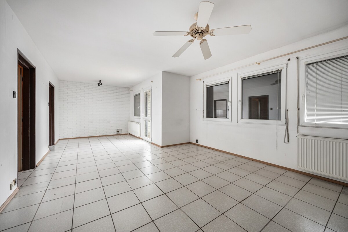5-izbový dom Hrubá Borša – garáž, 2 terasy, suterén, pozemok 712 m². — foto 7