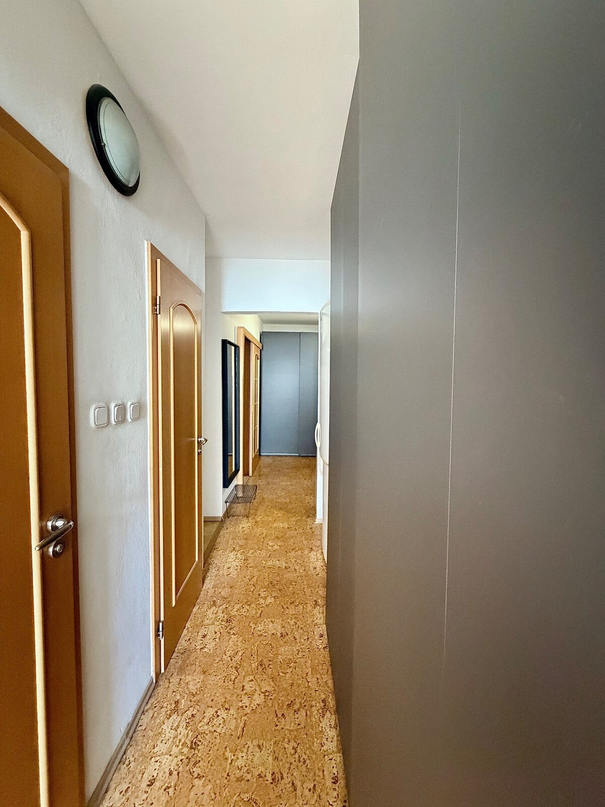 Predaj - 3 izbový byt na začiatku Petržalky — foto 16