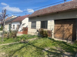 ZOHOR| Starý vidiecky RD v centre obce na 1212m2 pozemku — foto 1