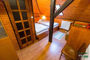 Zabehnutý rodinný penzión s celoročným využitím — foto 23