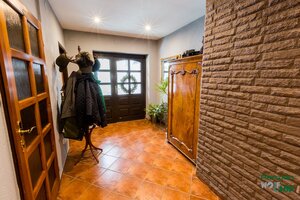 Zabehnutý rodinný penzión s celoročným využitím — foto 5