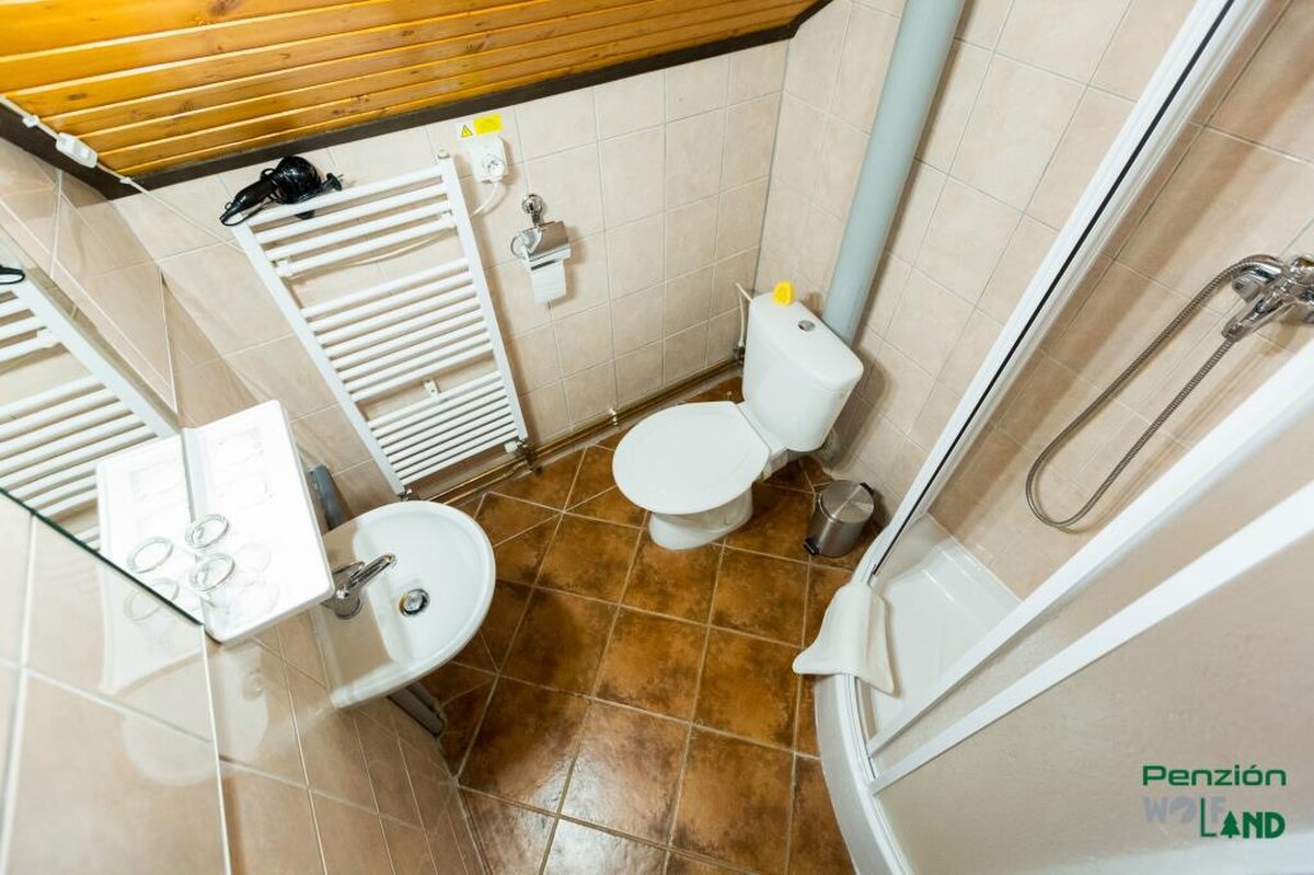 Viacgeneračný dom na predaj - Ideálny únik z mestského ruchu — foto 27