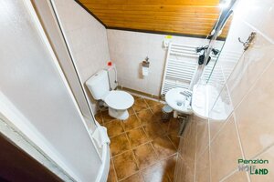 Viacgeneračný dom na predaj - Ideálny únik z mestského ruchu — foto 24