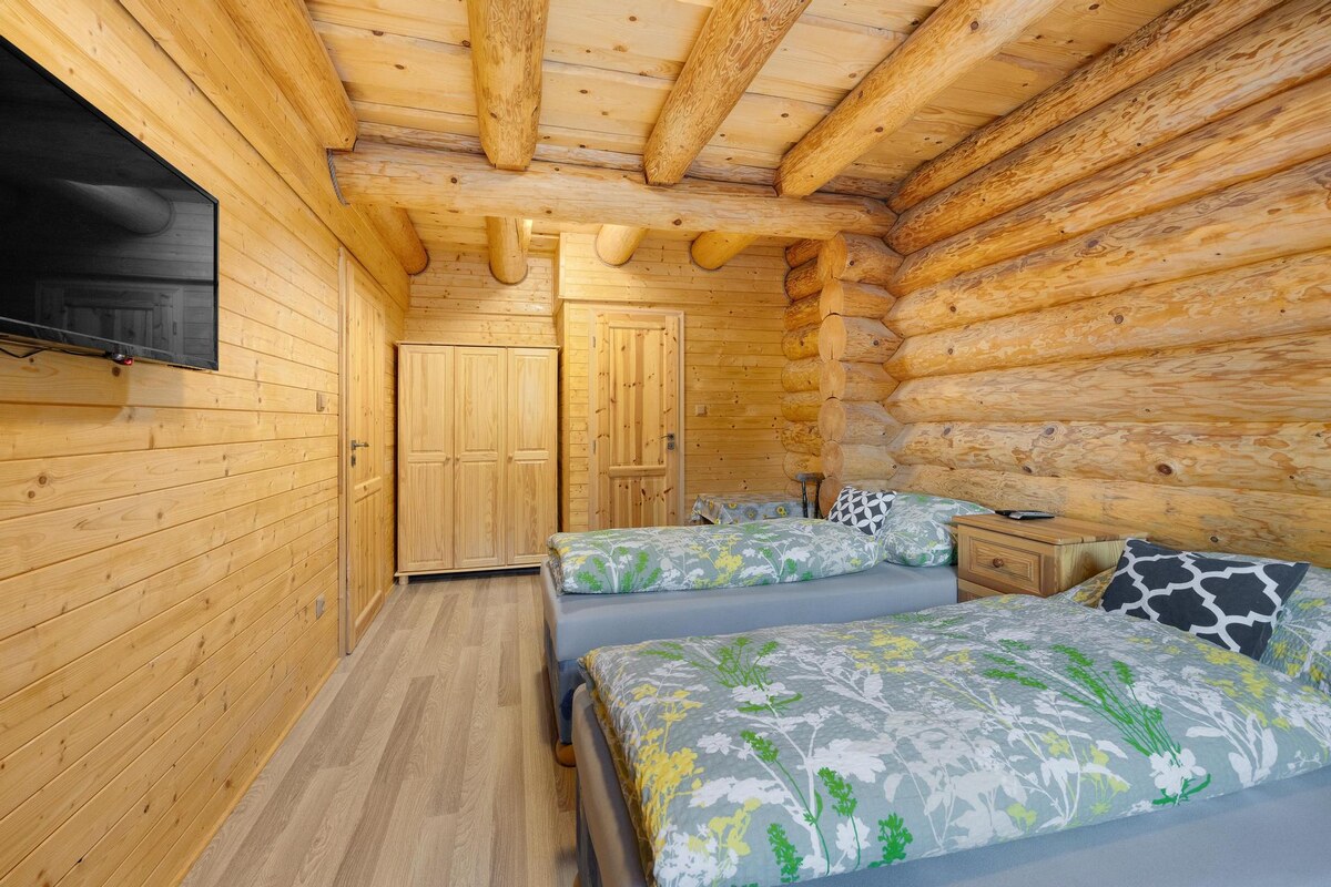 Zabehnutý areál s reštauráciou a novou rekreačnou chatou  – Limbach — foto 18