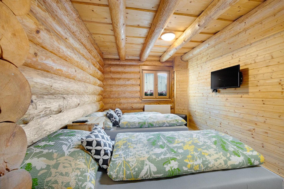 Zabehnutý areál s reštauráciou a novou rekreačnou chatou  – Limbach — foto 19