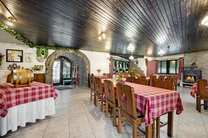 Zabehnutý areál s reštauráciou a novou rekreačnou chatou  – Limbach — foto 7