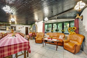 Zabehnutý areál s reštauráciou a novou rekreačnou chatou  – Limbach — foto 9