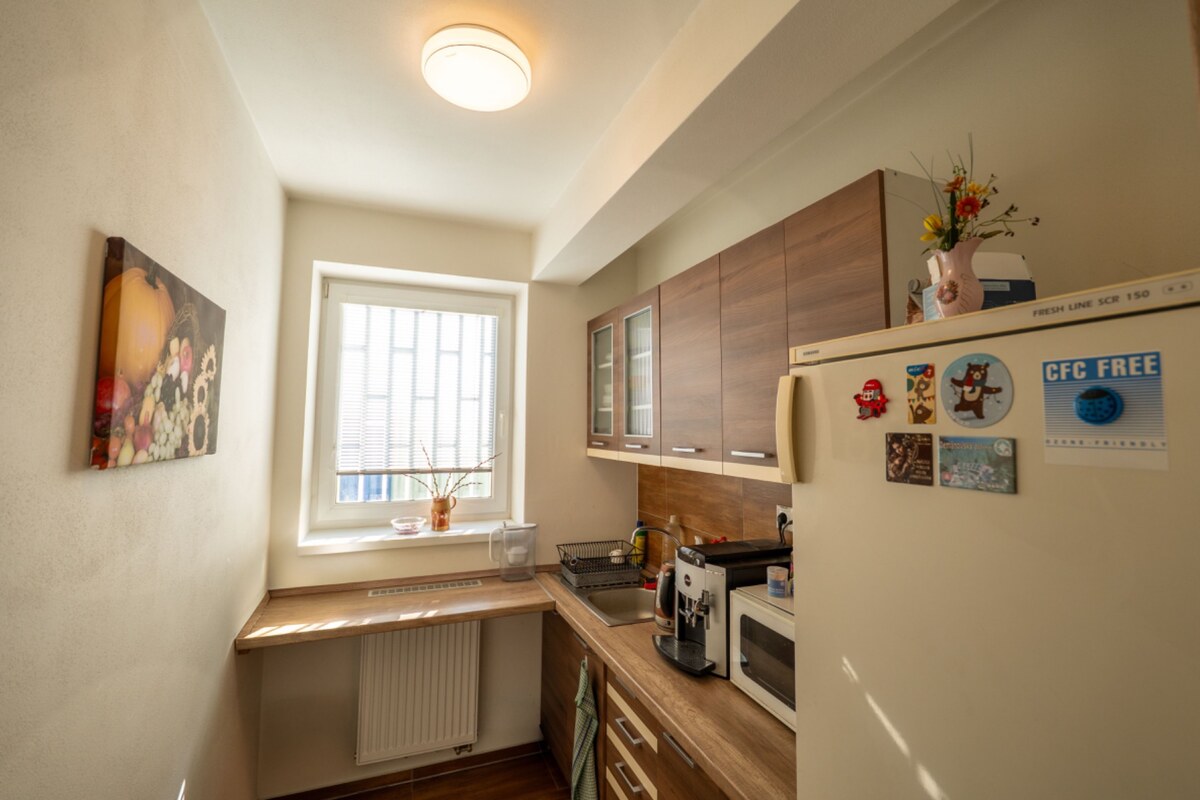 PREVÁDZKOVÝ AREÁL– HALA, ADMINISTRATÍVA, POZEMOK 1405 m² - B. Bystrica — foto 9