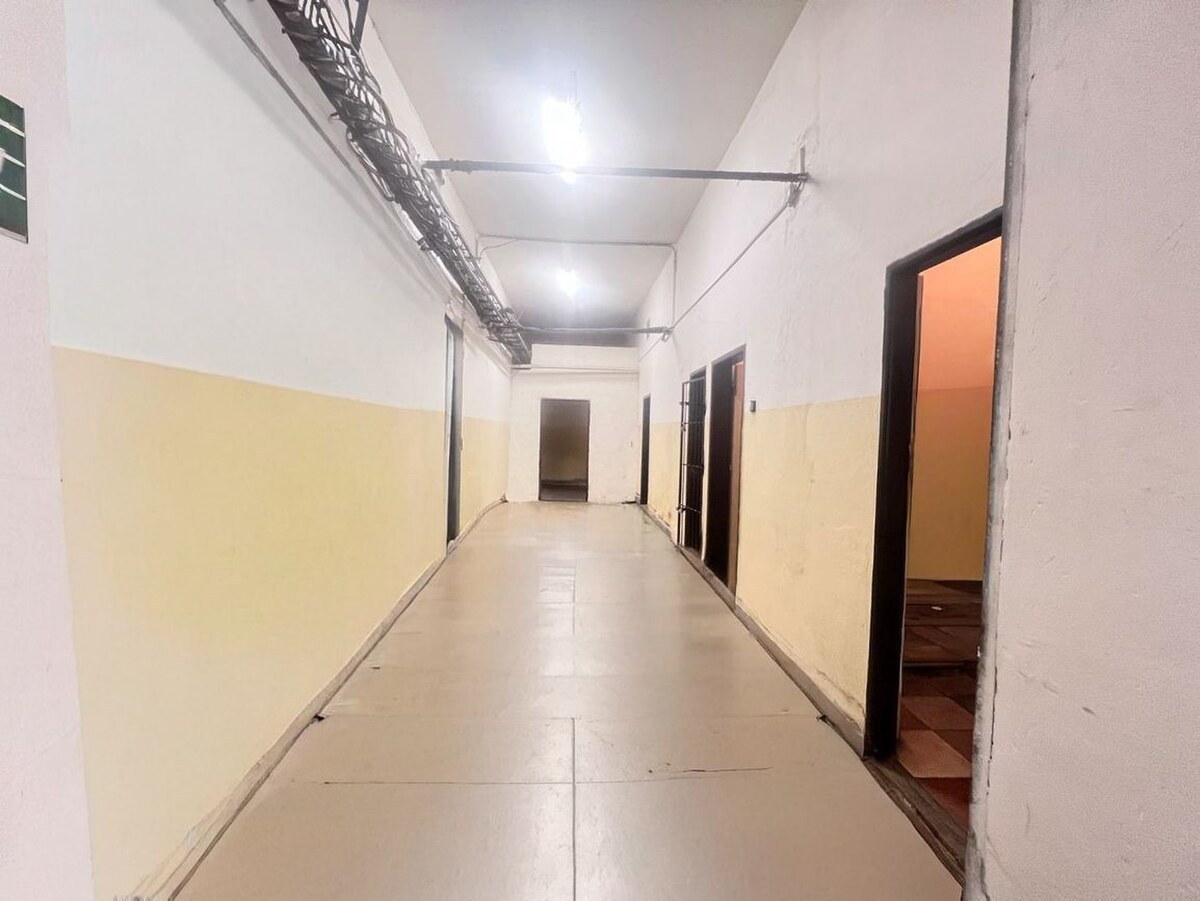 Na prenájom sklad 1474 m² s nakladacími rampami  - Banská Bystrica — foto 10