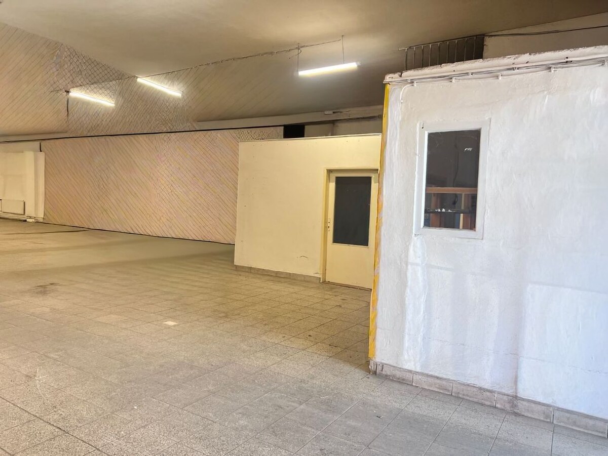 Na prenájom sklad 1474 m² s nakladacími rampami  - Banská Bystrica — foto 5