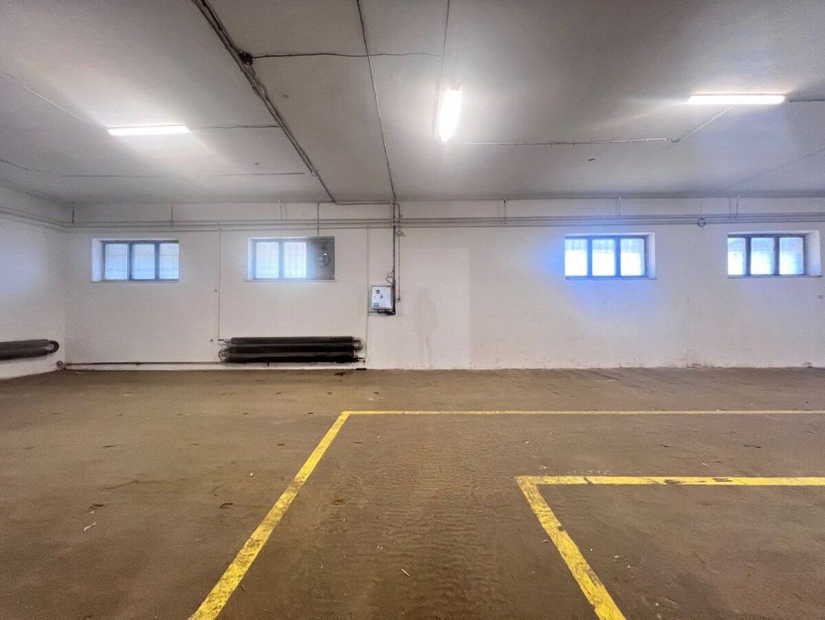 Na prenájom sklad 1474 m² s nakladacími rampami  - Banská Bystrica — foto 7
