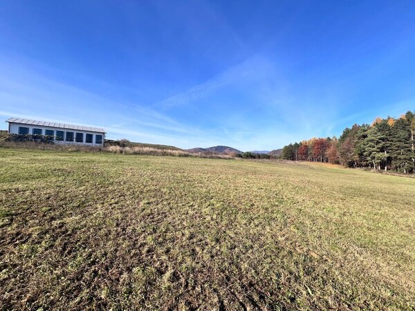 Na predaj pozemok 13793m2  - Banská Bystrica/Pršianska terasa P096ZL