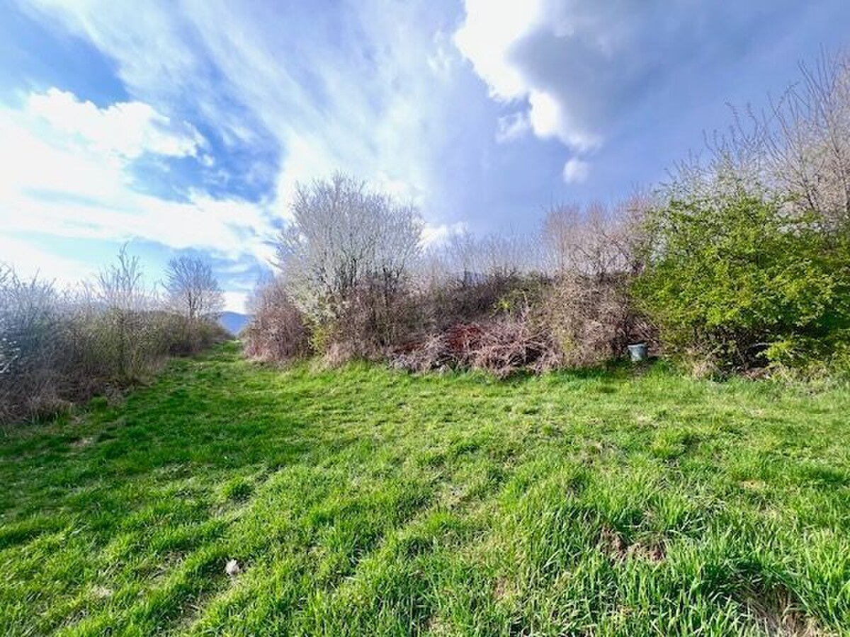 Na predaj pozemok  1342m2  a 1123m2 - Banská Bystrica P310ZL — foto 2
