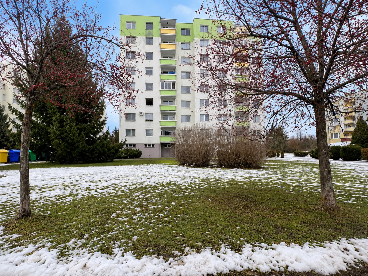 Na predaj rovinatý pozemok pre parkovisko 778m2 -  Zvolen-Západ P098ZL — foto 2
