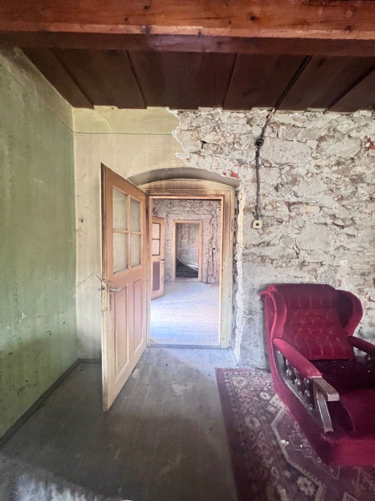 Na predaj vidiecky rodinný dom - Žarnovica/Brehy D045ZL — foto 8