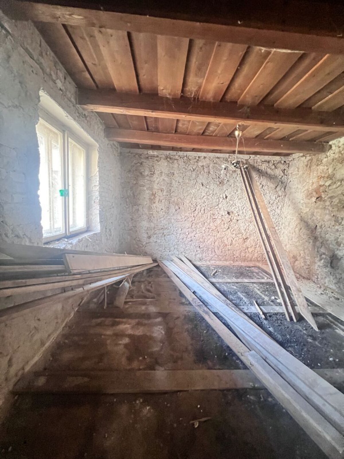 Na predaj vidiecky rodinný dom - Žarnovica/Brehy D045ZL — foto 9