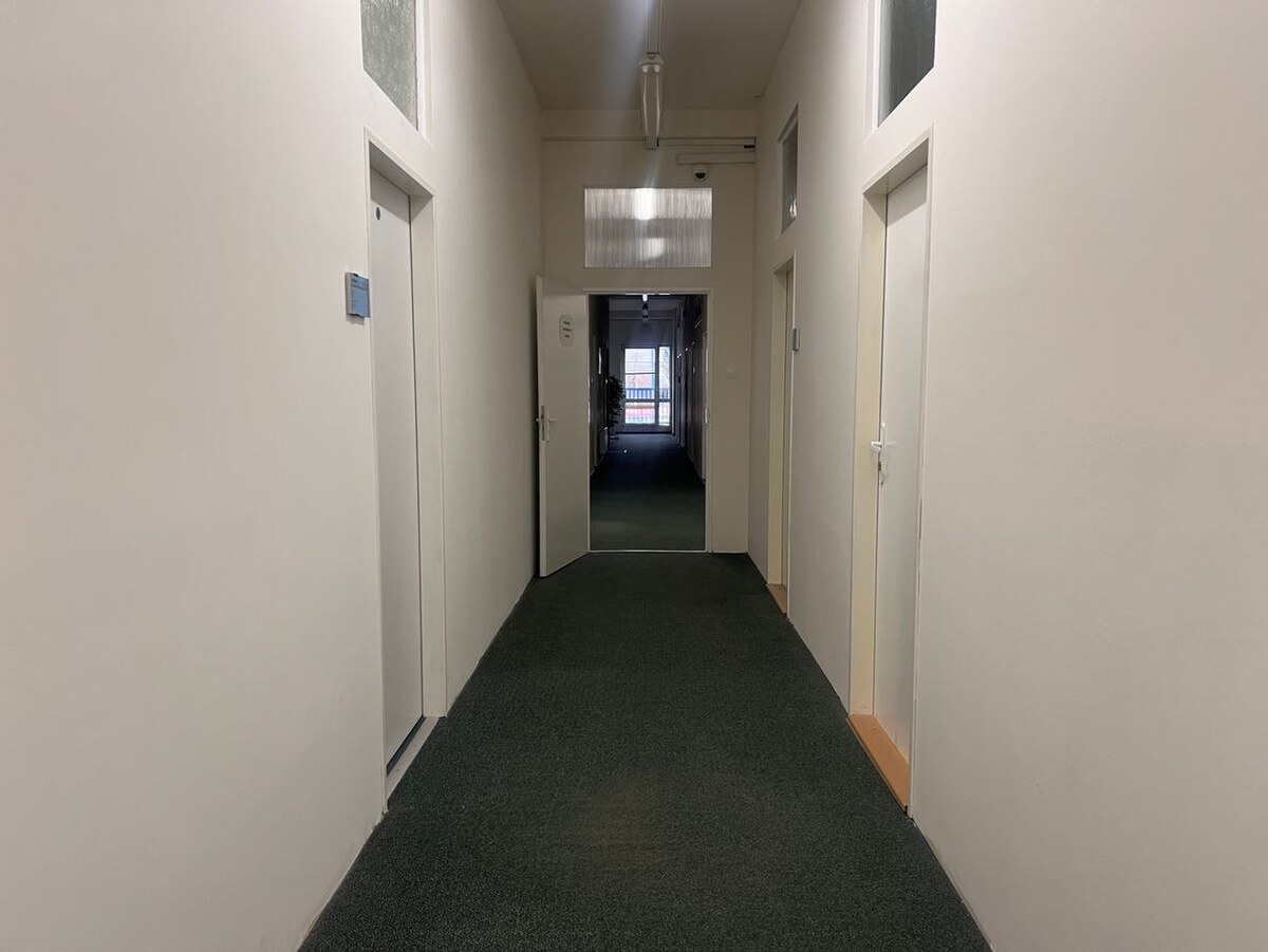 Na prenájom kancelária 24m2 - Banská Bystrica, Zvolenská cesta NO556ZL — foto 4