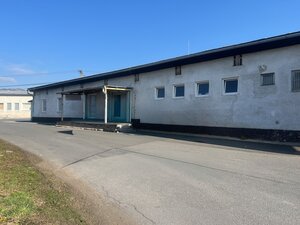 Skladové a výrobné priestori s kanceláriami 130 m² /180 m² /198 m² BB — foto 14