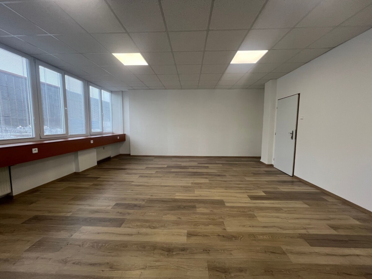 Na prenájom kancelárske priestory 66,6 m² - Banská Bystrica, Zvolenská — foto 5