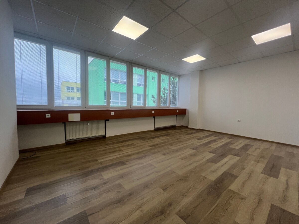 Na prenájom kancelárske priestory 66,6 m² - Banská Bystrica, Zvolenská — foto 7