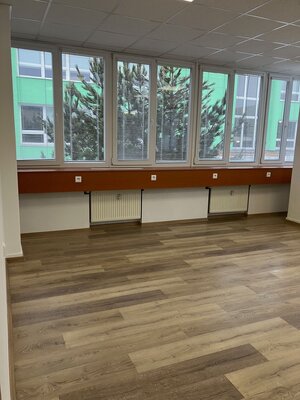 Na prenájom kancelárske priestory 66,6 m² - Banská Bystrica, Zvolenská — foto 2