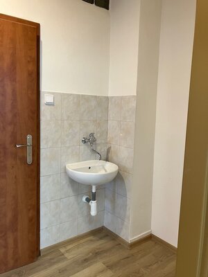 Na prenájom kancelárske priestory 66,6 m² - Banská Bystrica, Zvolenská — foto 8