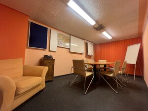 Sklad + kancelárie 1349 m² logistický objekt s rampami -Banská Bystria — foto 16