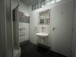 Prenájom skladové priestory s kanceláriami od 200 m² – Banská Bystrica — foto 14