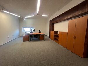 Prenájom skladové priestory s kanceláriami od 200 m² – Banská Bystrica — foto 7