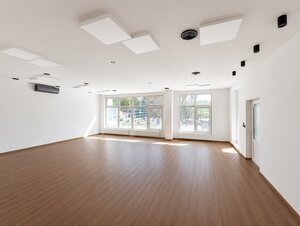 Prenájom obchodných, kancelárskych  priestorov – Banská Bystrica — foto 2