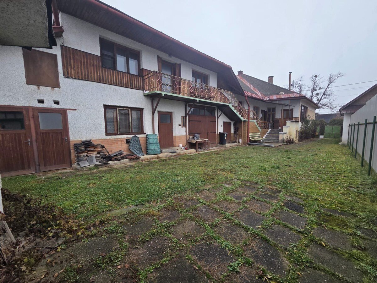 Na predaj priestranný rodinný dom v Mokrej Lúke - D013LSM — foto 3